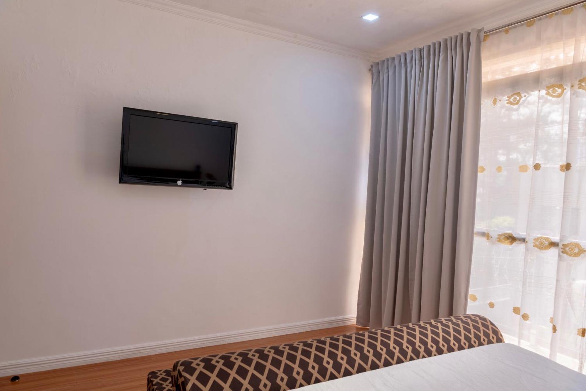 Holiday home Strata Homestay- Luxurious 2- Storey Townhouse